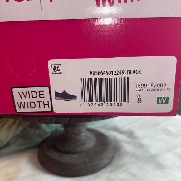 NEW Ryka Quilted Black Slip-On Sneakers • Lightweight Comfort Shoes - Picture 8 of 8